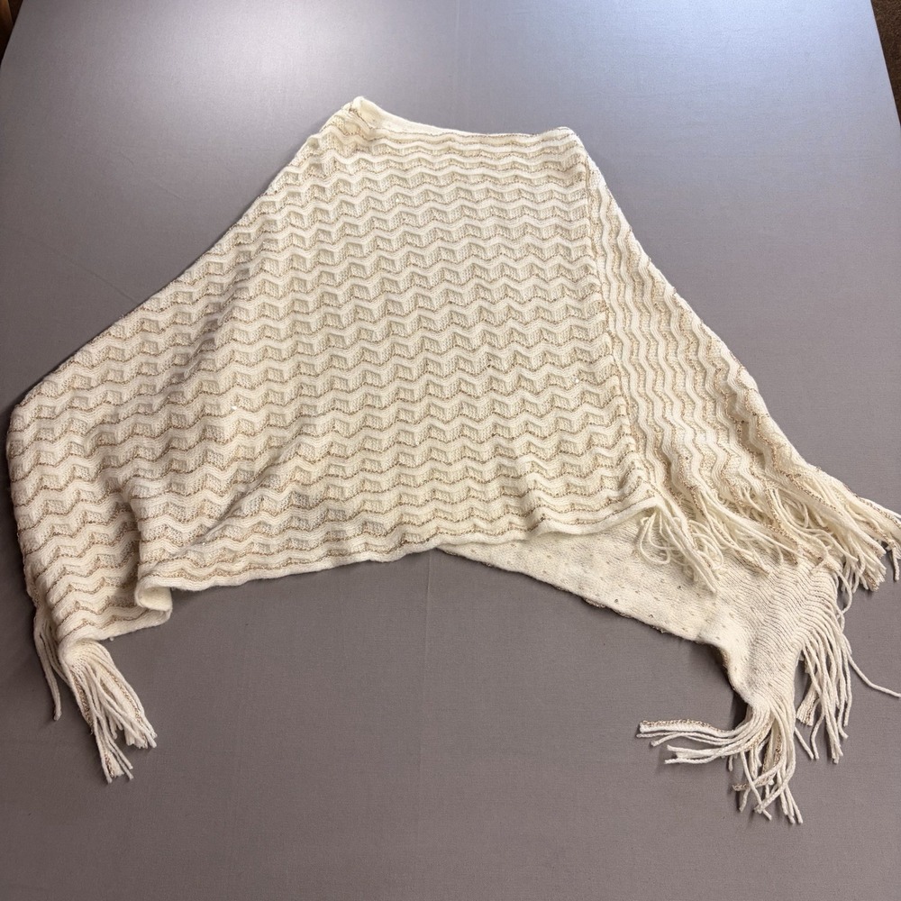 C Est. 1946 Women's One Size Ivory Gold Chevron Knit Fringe Poncho Cape